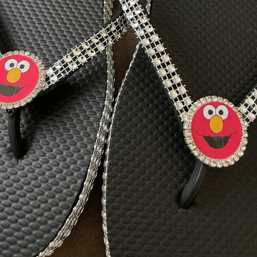Elmo flip flops